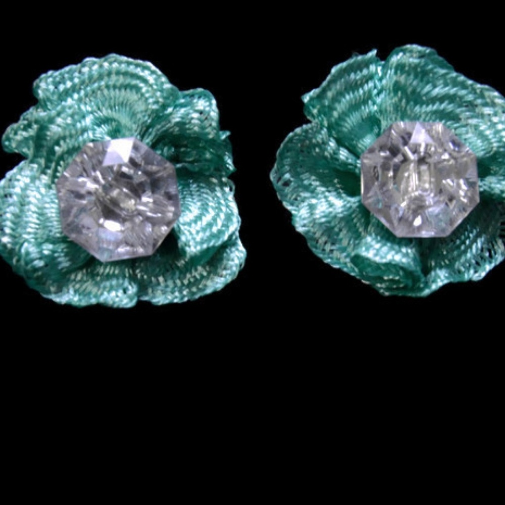 Light Green Flowers Earrings